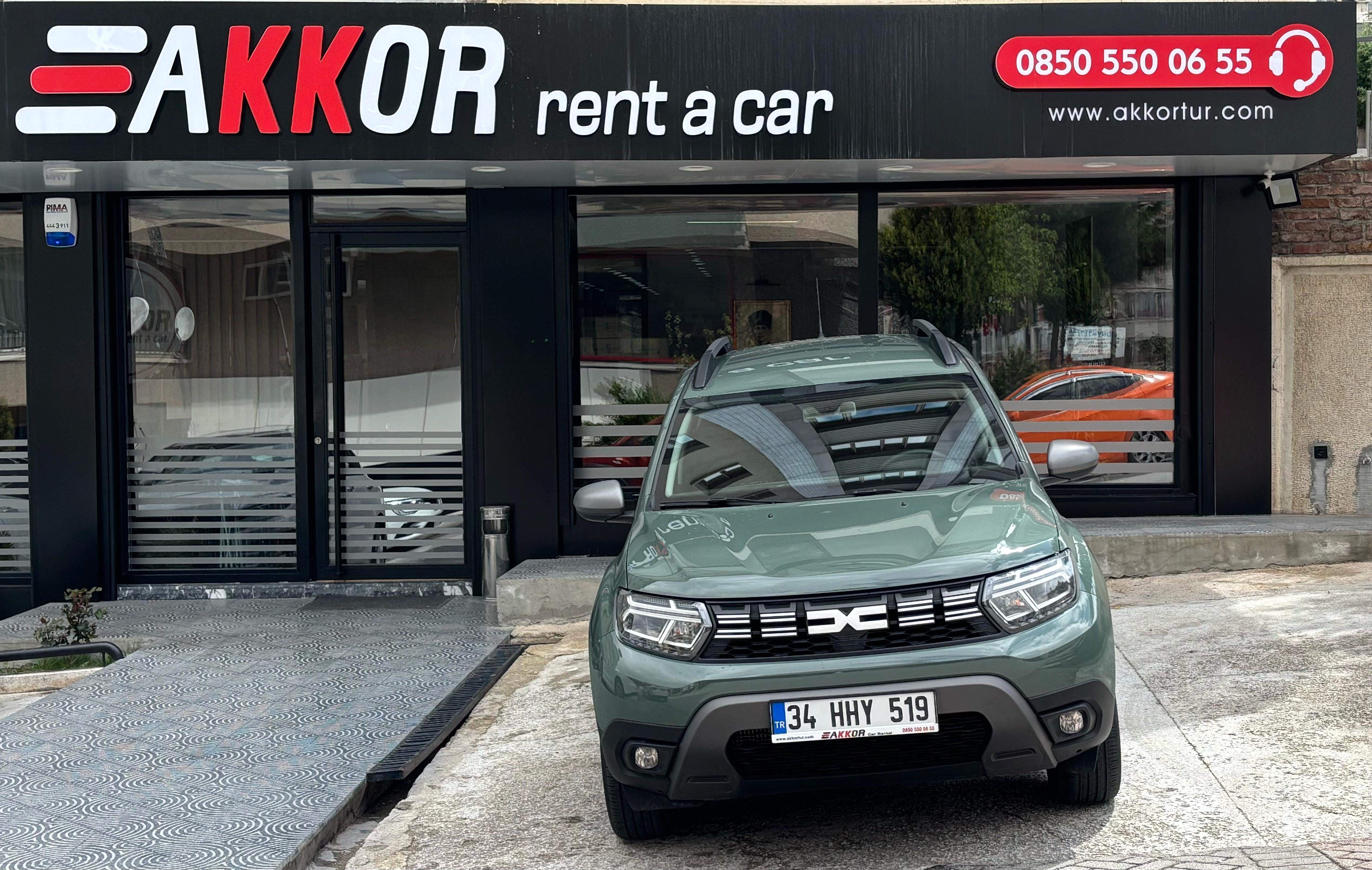 DACIA DUSTER BENZİNLİ OTOMATİK KİRALAMA