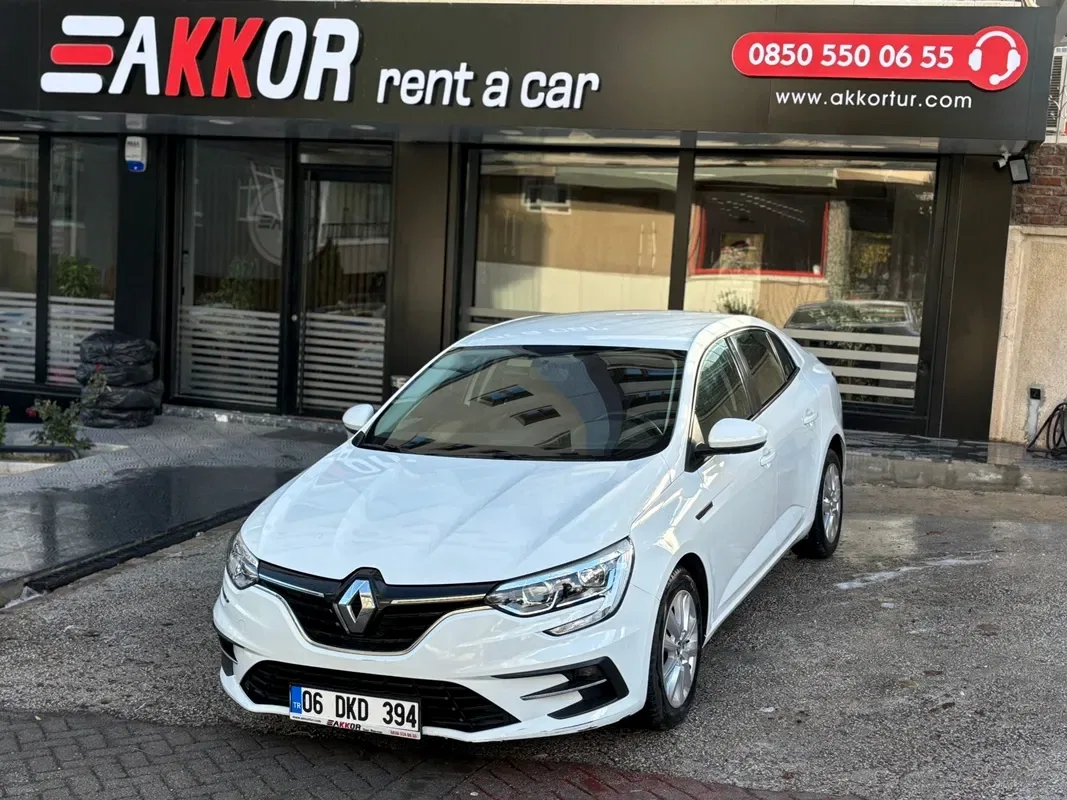 RENAULT MEGANE DİZEL OTOMATİK KİRALAMA